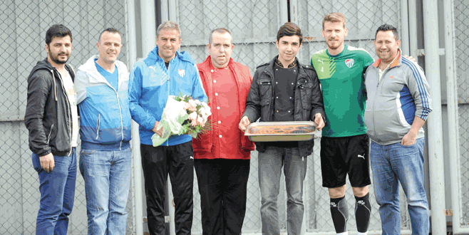 Taraftar Timsah’ın yanında