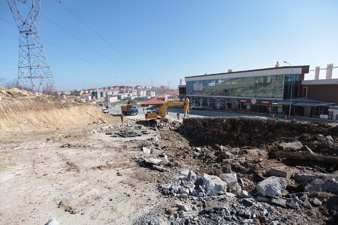 Kredi Yurtlar Kurumu Yolu Yenileniyor