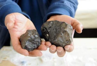 Göktaşı bulan köylülerin zenginlik hayali suya düştü