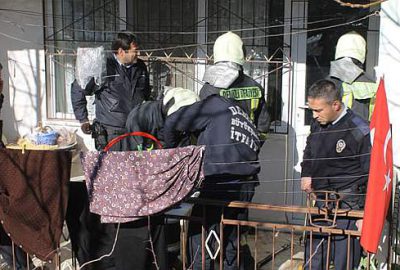 Anne sevgisi rehin aldırdı