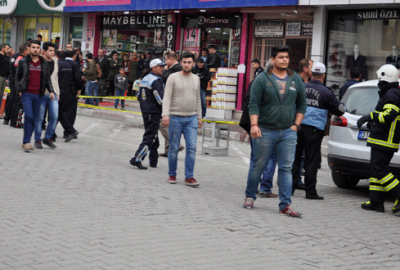 Yanarak 5. kattan aşağıya düştü