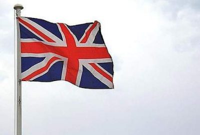 Sterlin dolar karşısında 7 yıl sonra ilk kez 1,40’ın altını gördü