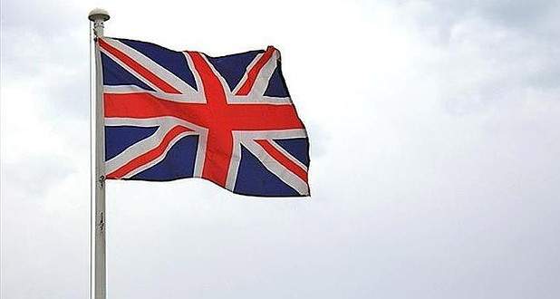 Sterlin dolar karşısında 7 yıl sonra ilk kez 1,40’ın altını gördü