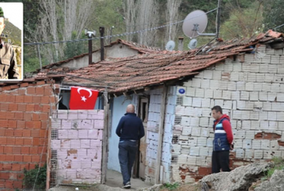 Oğlunun şehadet haberini iki göz odalı evinde aldı
