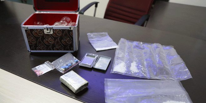 Bursa polisi uyuşturucu tacirlerine göz açtırmıyor