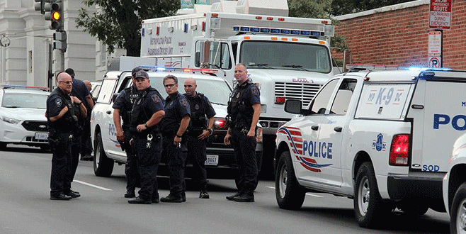 Fabrikaya ateş ederek girdi: 4 ölü, 14 yaralı
