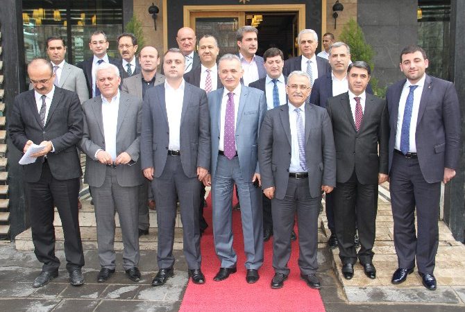 Sokağa çıkma yasağının sürdüğü Sur ilçesindeki esnafların sorunları Diyarbakır Ticaret