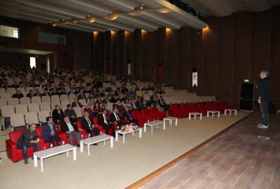 ‘İnovatif Okul, İnovatif Öğretmen’ Konferansı Verildi