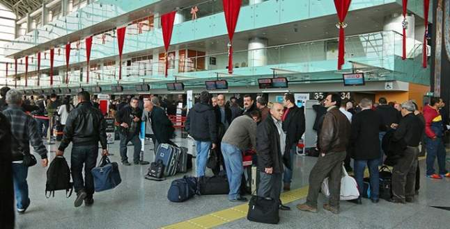 Türkiye’ye 113 milyon yolcu giriş çıkış yaptı