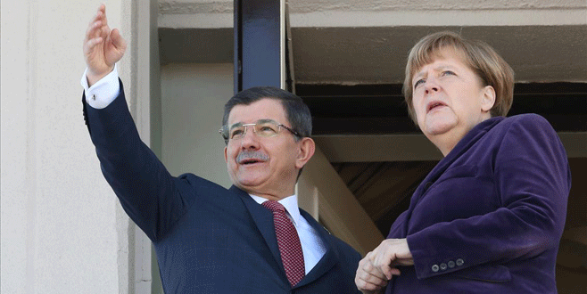 Davutoğlu ile Merkel arasında kritik görüşme