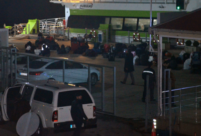 Deniz otobüsünde bomba paniği