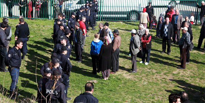 Çocuk Parkına baz istasyonu mahalleyi ayağa kaldırdı