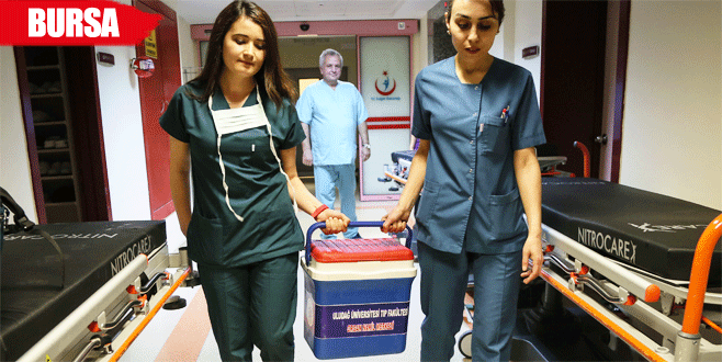 Böbrek nakli bekliyordu, karaciğeriyle ‘umut’ oldu