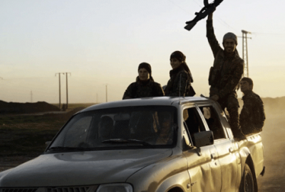 Kürt güçler cihatçıları püskürttü: 70 ölü