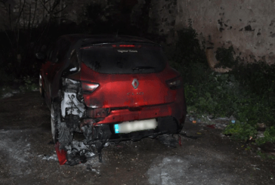 Tartıştığı babasının otomobilini yaktı