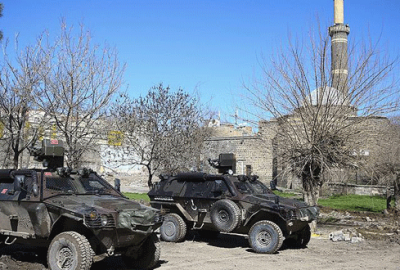 Sur’da 14 kişi güvenli bölgeye alındı