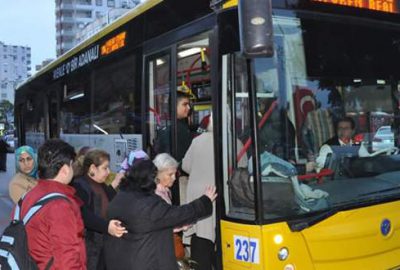 Kadınlara ücretsiz ulaşım sürprizi