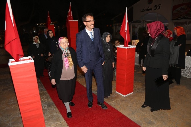 Atakum’da Kadınlar ’Kırmızı Halı’ İle Karşılandı