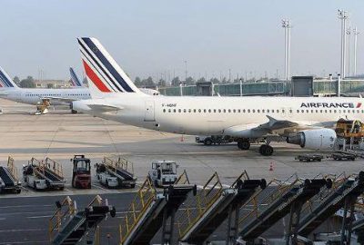 Uçakta ‘kaçak bebek’ bulundu