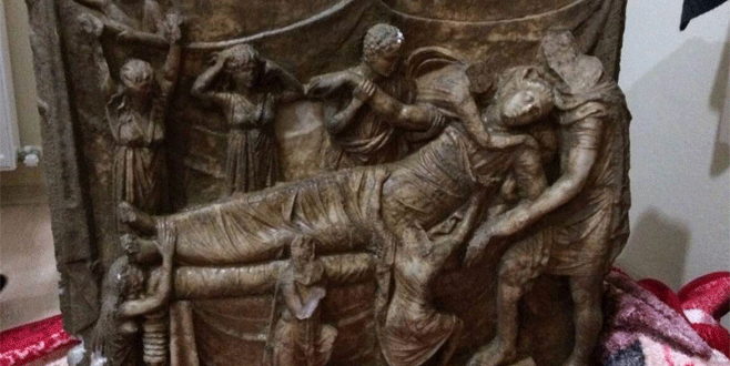 1600 yıllık lahit mezarı 650 bin dolara satmak istediler