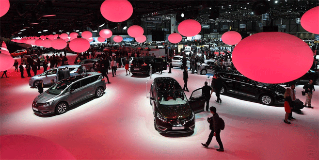 Cenevre Oto Fuarı’nda bomba alarmı