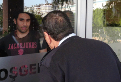 Sınava gireceği okulda kilitli kaldı