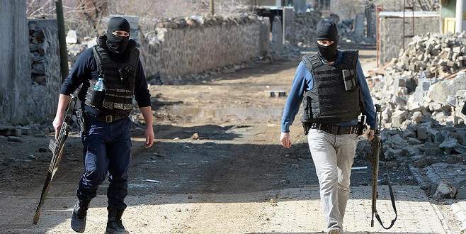 Operasyon başladı! İlçeye araç girişine izin verilmiyor