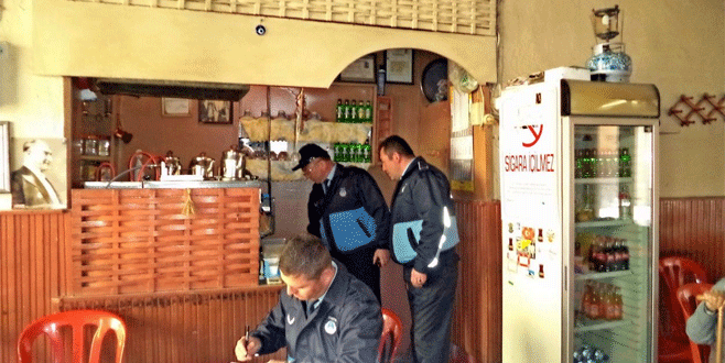 Zabıtadan kahvehane denetimi