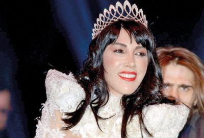 Hadise facia Hande rüküş