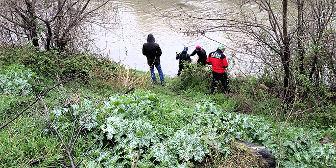 Eniştesini vurduğu silah derede arandı
