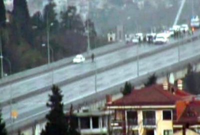 Boğaziçi Köprüsü’nde şüpheli araç paniği!