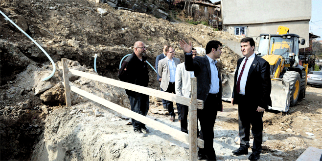 Bursa’da dağ yamaçlarına neşter