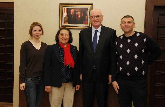 Manavgat Kırım Derneği’nden Başkan Kurt’a Ziyaret