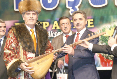 Altepe’ye Türk Dünyası Hizmet Nişanı