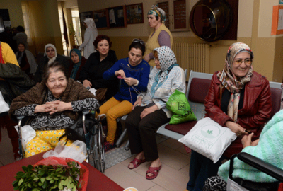 OSMEK kursiyerleri yaşlıları unutmadı