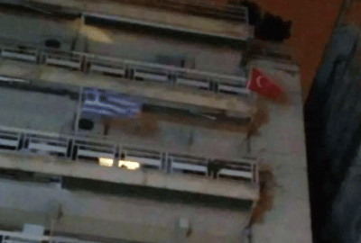 Komşuda Türk bayrağı krizi