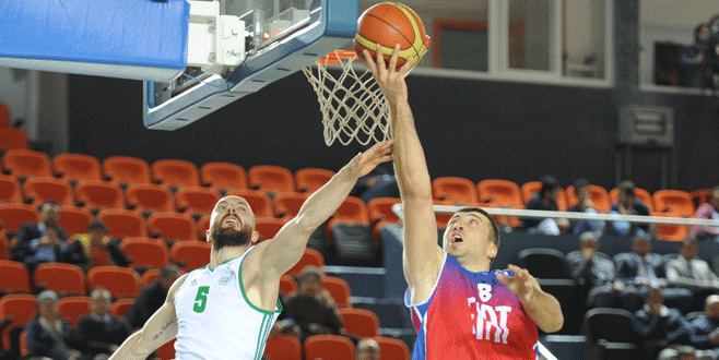 Rakip tanımıyor: 102-74