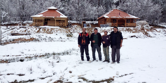 İznik beyazlara büründü