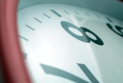 Yaz saati uygulaması başladı! Mesai saatleri değişecek