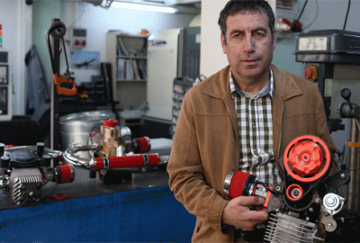 Emekli uçak teknisyeninden ‘iki zamanlı’ motor