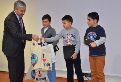 Eskişehirli Kitap Kurtları Ödüllerini Aldı