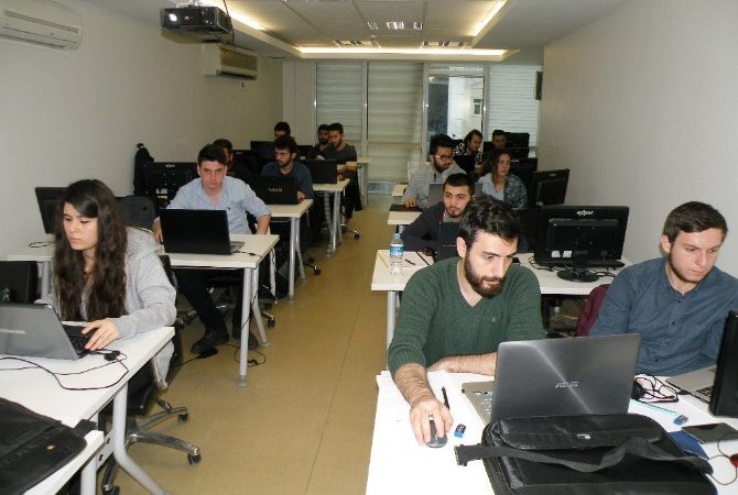 Makina Mühendisleri Odası(MMO) Samsun Şubesi öğrenci üyelerine yönelik ‘Bilgisayar Destekli