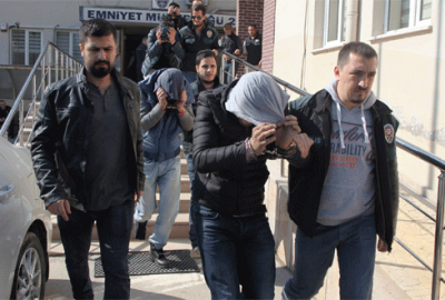 Bursa’da öğrencilere uyuşturucu satanlara operasyon!