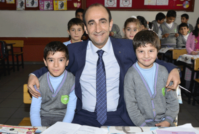 Yıldırım’dan 10 bin kitap