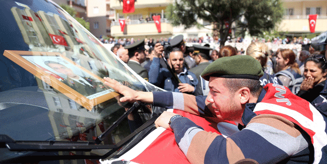 Şehit yüzbaşına veda