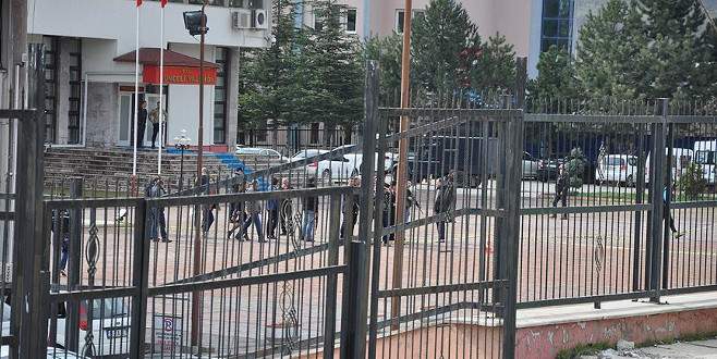 Tunceli Valiliği’ne terör saldırısı