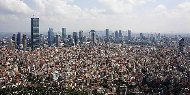 ‘Gayrimenkul satışında artış, kredi kullanımında düşüş var’