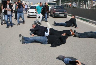 Renault işçileri Mudanya karayolunu kapattı