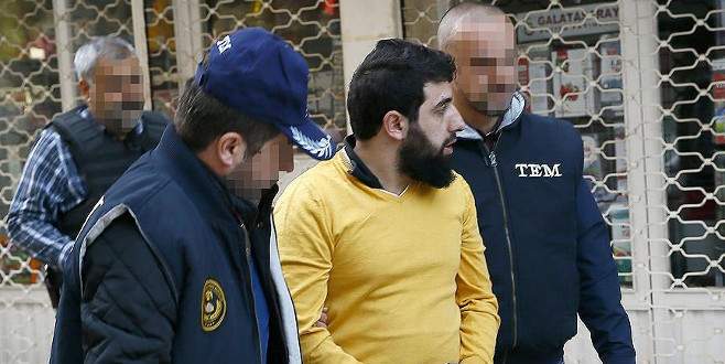 İzmir’de IŞİD’e operasyon: 15 gözaltı