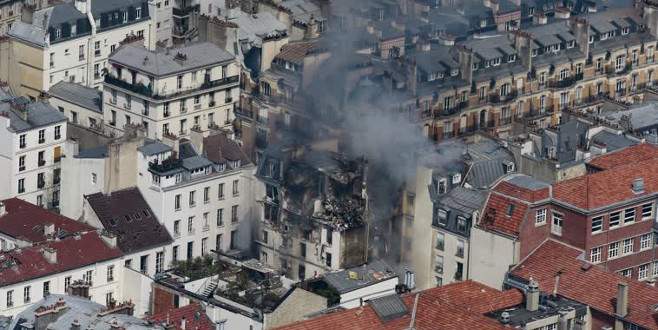 Paris’te patlama!